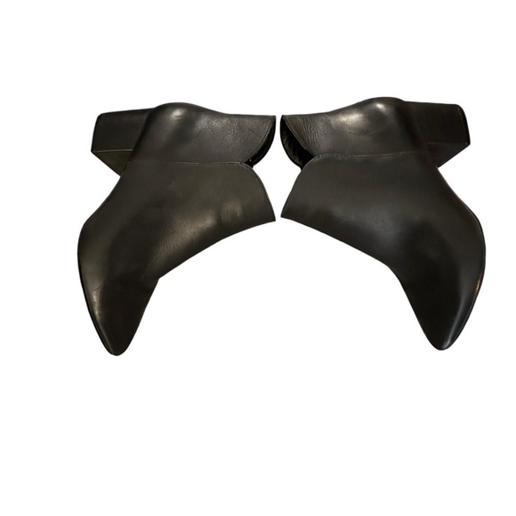 Cole Haan Elyse Bootie in Black, Block Heel, Pointed Toe, Zipper Closure sz 5b - Picture 12 of 13